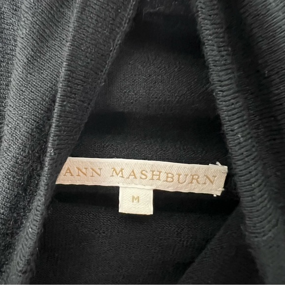 Ann Mashburn 100% Cashmere $495 Black Turtleneck Sweater 658 - Picture 4 of 5